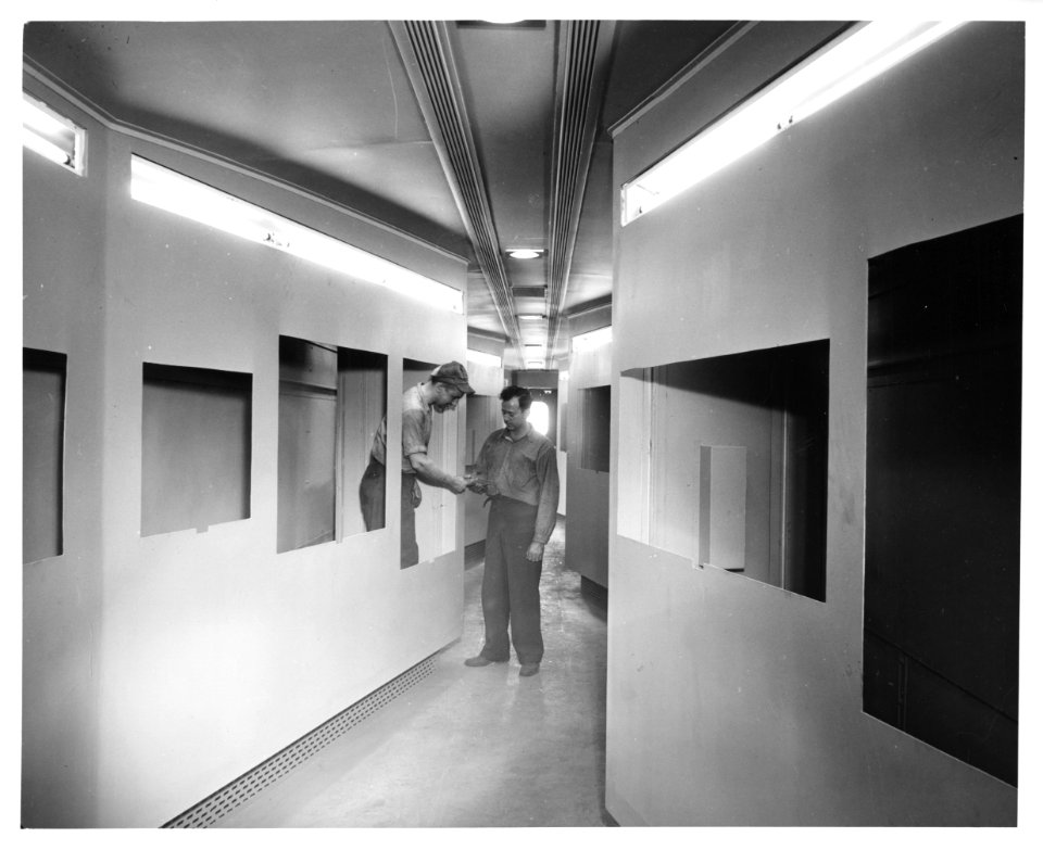 Photograph of Freedom Train Display Case Installation (19087846041)