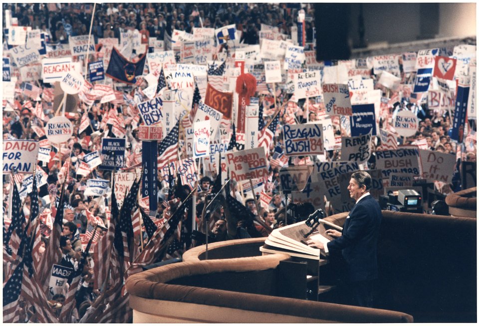 Photograph of President Reagan giving his Acceptance Speech at the Republican National Convention, Dallas, TX - NARA - 198554