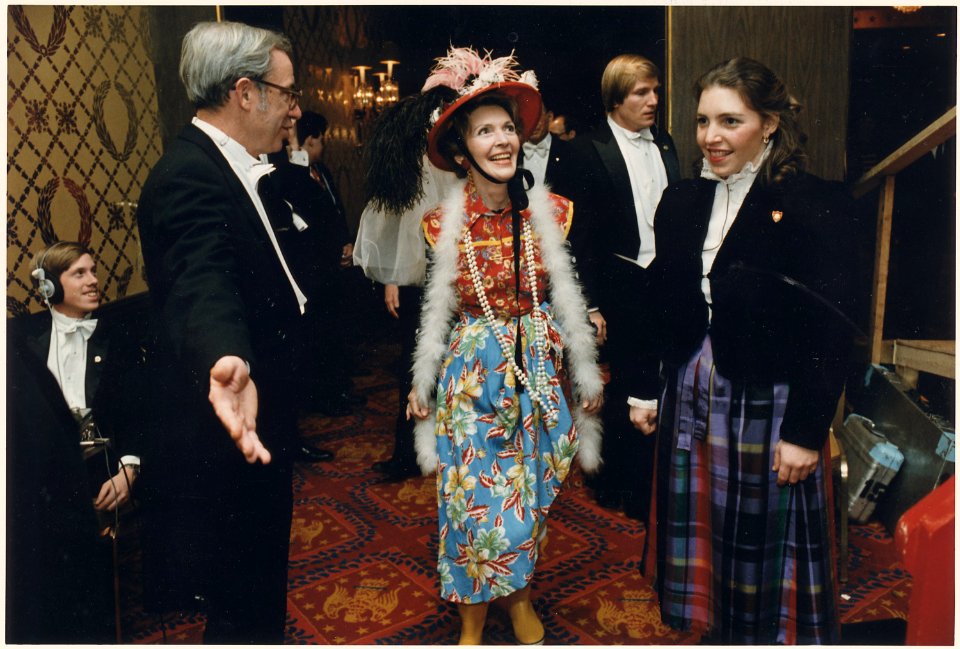 Photograph of Mrs. Reagan in her Second-Hand Clothes disguise for the Gridiron Club - NARA - 198528