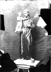 Photograph of a statue of Saint Anthony of Padua Cuypershuis 0688c (24)