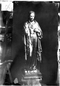 Photograph of a statue of the Sacred Heart of Jesus Christ Cuypershuis 0688b (05)