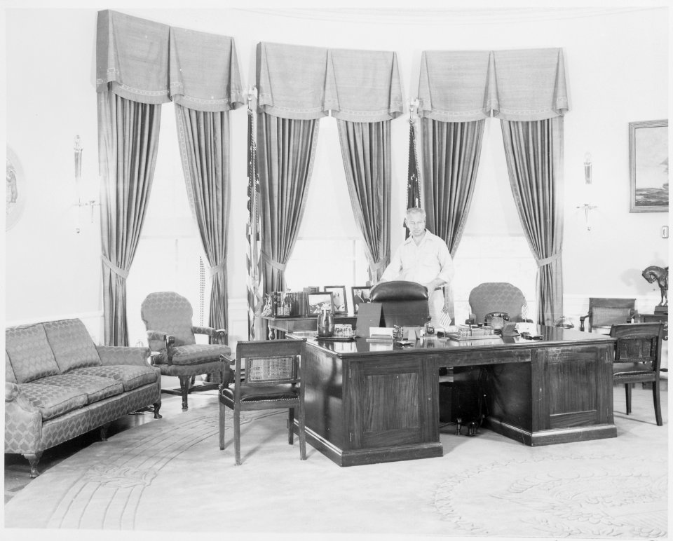 Photograph of President Truman's Oval Office at the White House. - NARA - 199443