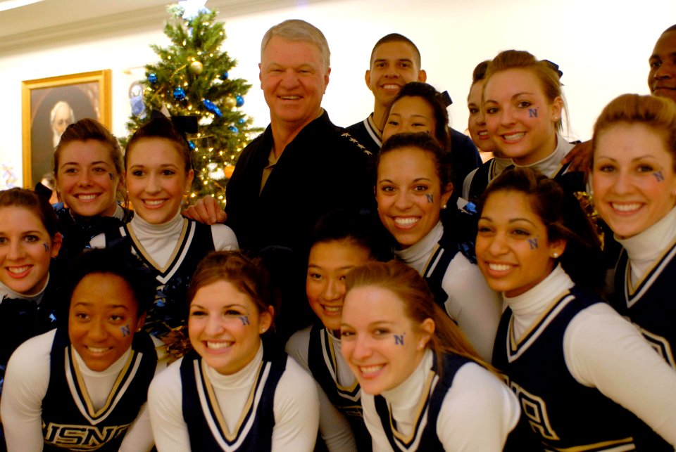 Photo op before the Army-Navy game 081204-N-FI224-050