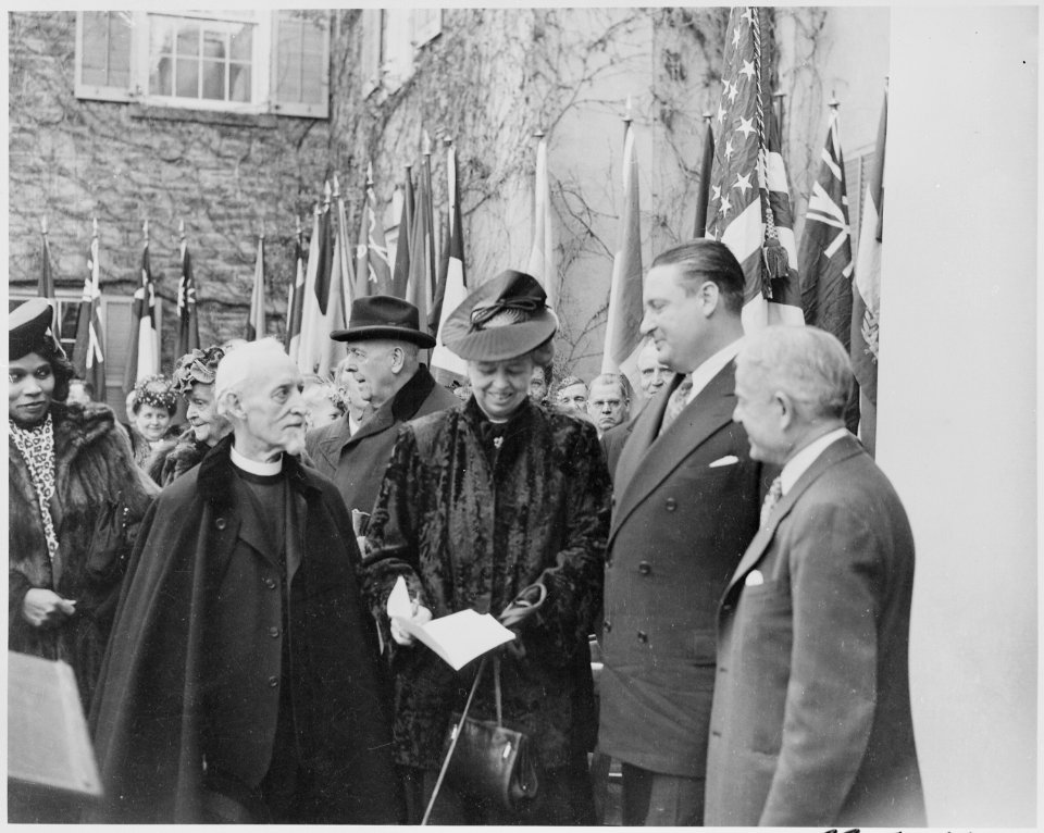 Photograph of Eleanor Roosevelt at the dedication of the Franklin D. Roosevelt home at Hyde Park, New York as a... - NARA - 199361
