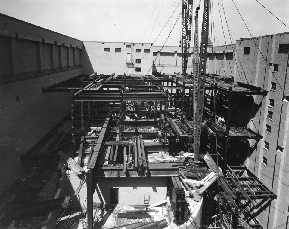Photograph of the Construction of the Extension to the National Archives Building (36222925905)