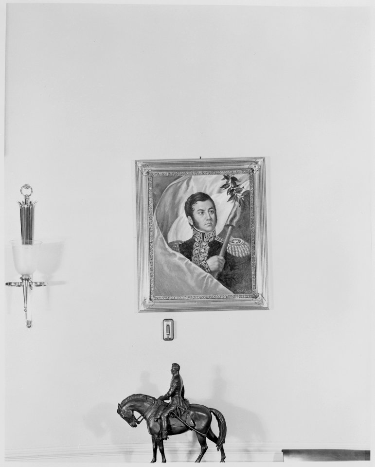 Photograph of the portrait of Jose de San Martin hanging on the wall in the Oval Office of the White House, directly... - NARA - 199470