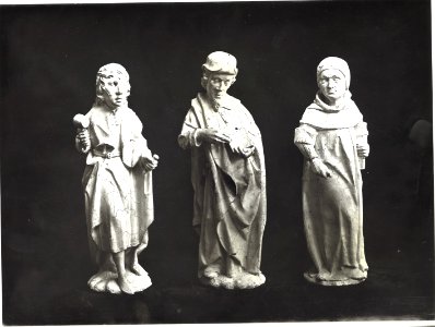 Photograph of three plaster casts from Cologne Cathedral Cuypershuis 0687a (017)