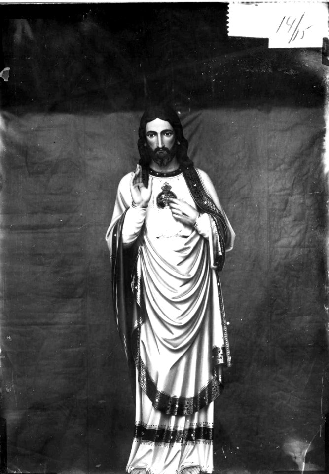 Photograph of a statue of the Sacred Heart of Jesus Christ Cuypershuis 0688b (15)