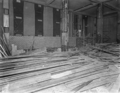Photograph of the Construction of the Extension to the National Archives Building (36071819785)