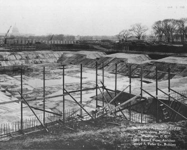 Photograph of the Construction of the Guides and Supporting Structures to Build the Walls for the National Archives Building, Washington, D.C. (35944253674)