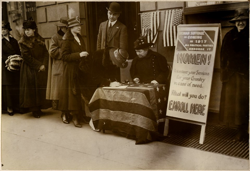 Photograph of Women Suffragettes - NARA - 533765