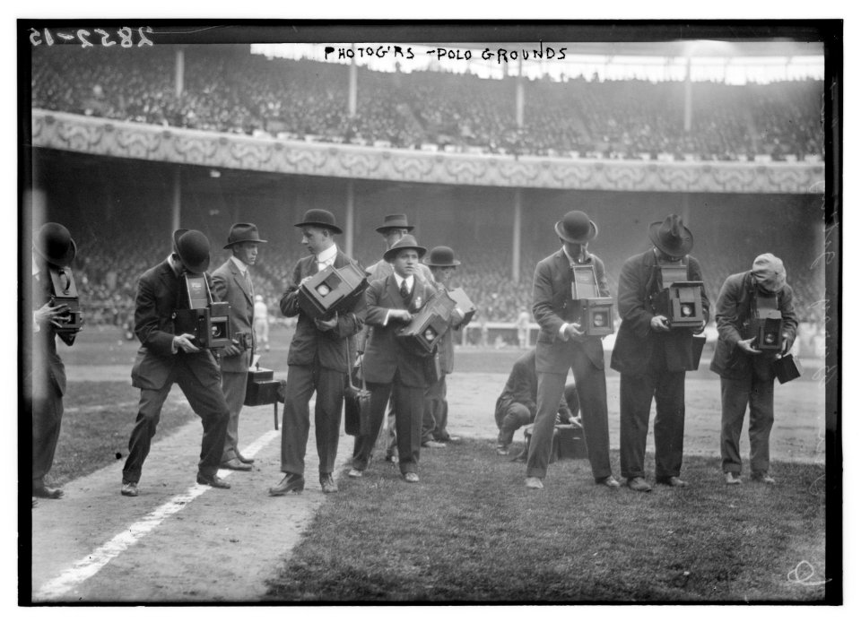Photographers - Polo Grounds LCCN2014694427