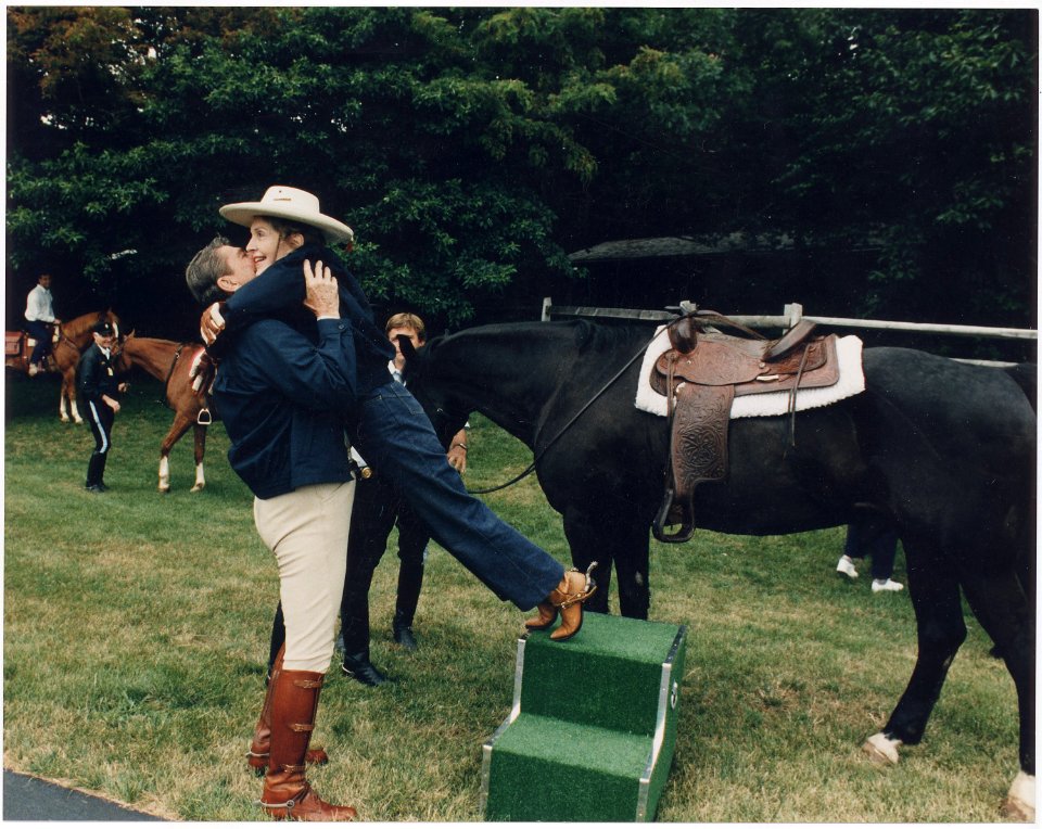 Photograph of The Reagans at Camp David - NARA - 198550