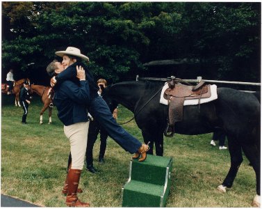 Photograph of The Reagans at Camp David - NARA - 198550