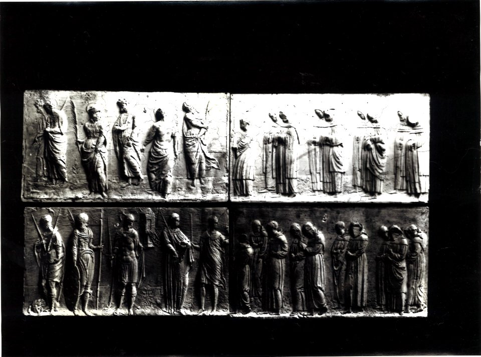 Photograph of four panels from Dordrecht Cuypershuis 0687a (033)