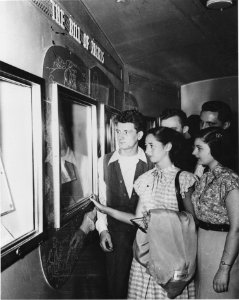 Photograph of Freedom Train Exhibit (18896914268)