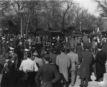 Photograph of Procession Making Ready to Leave the Library of Congress with Documents for Transfer to the National Archives (35282995726)