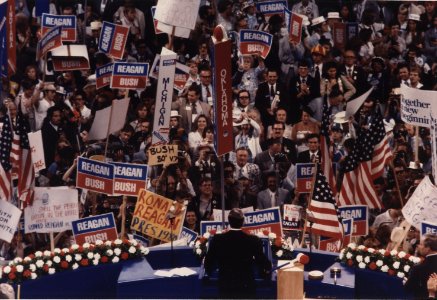 Photograph of Ronald Reagan giving his Acceptance Speech at the Republican National Convention, Detroit, MI - NARA - 198599 (cropped)