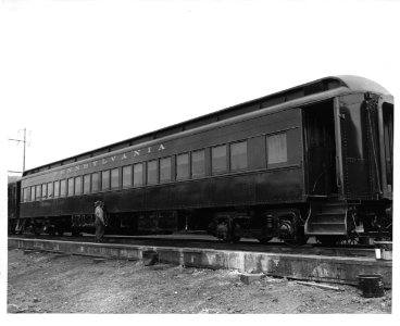 Photograph of Original Train Car Exterior of Freedom Train (18896848420)