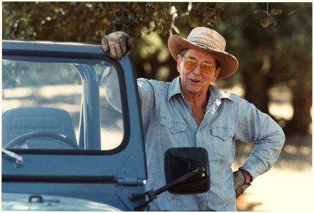 Photograph of President Reagan at Rancho Del Cielo - NARA - 198567 photo