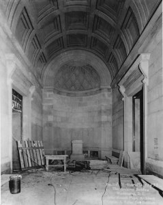 Photograph of the Foyer of the Constitution Avenue Lobby in the National Archives Building, Washington, D.C. (36728456296)