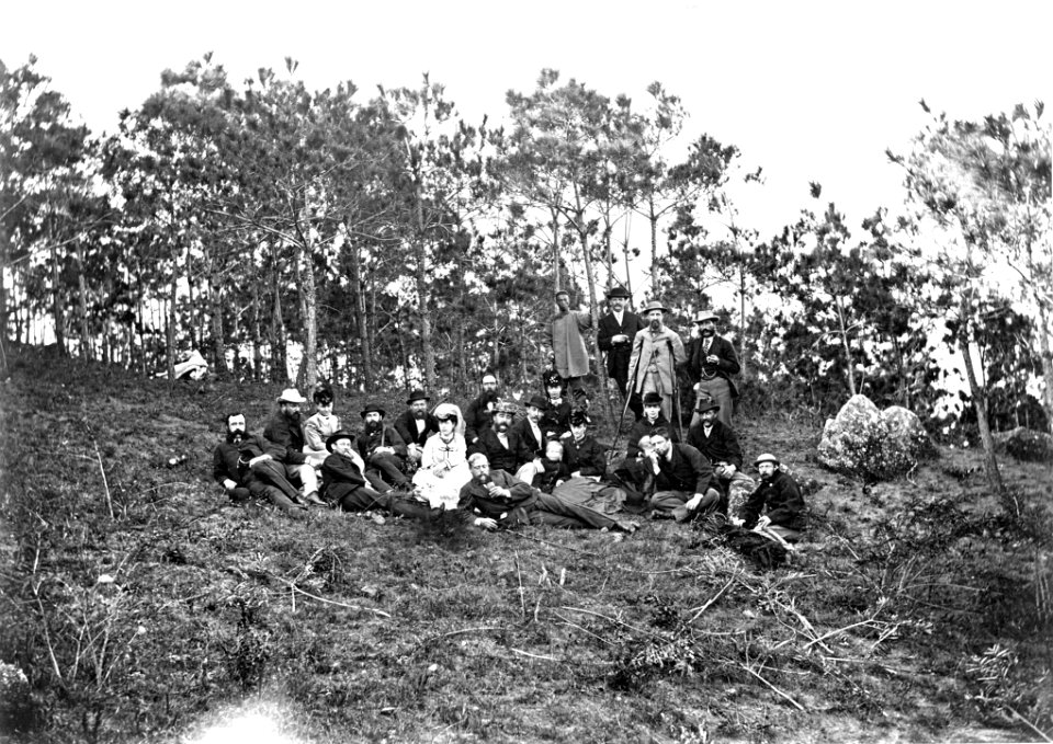 Pic-nic Party at Green Island (Swatow)