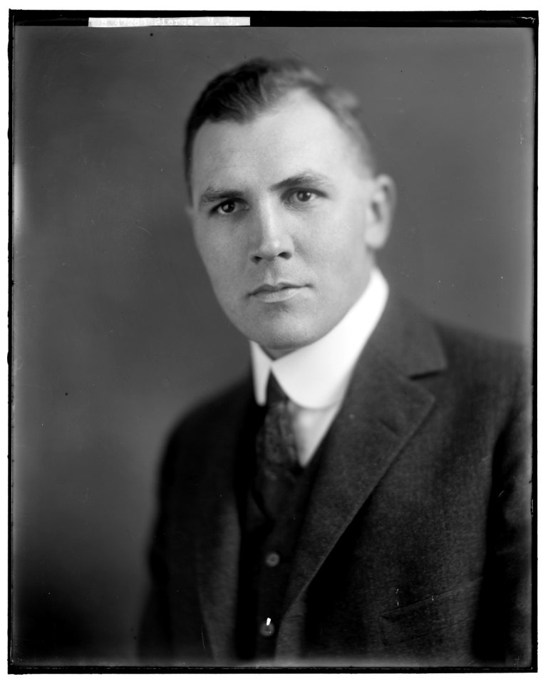 PIERCE, M.C. LCCN2016860014