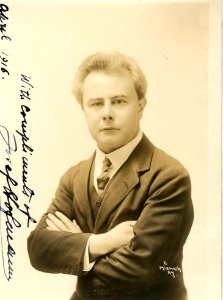 Pianist Josef Hofmann (SAYRE 3108) photo