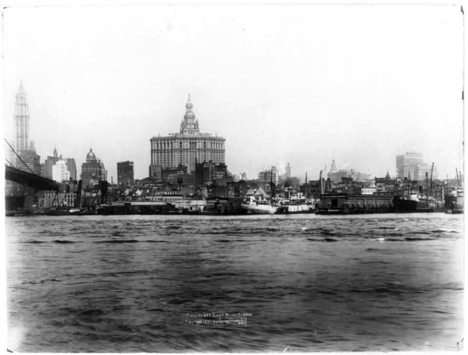 Piers 26 and 27, East River LCCN2004670842