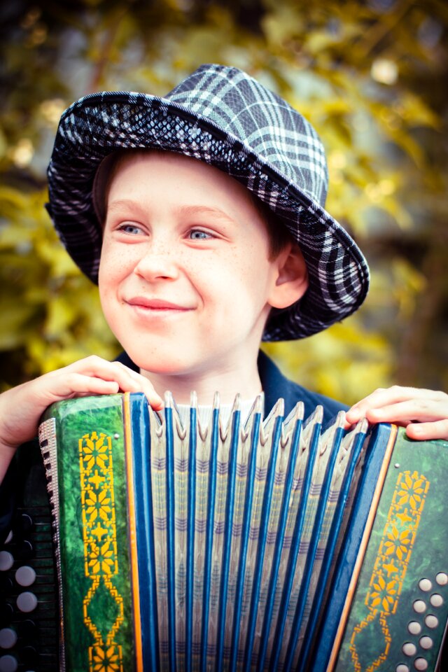Photographing children childhood play