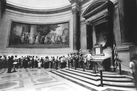Photograph of Tourists Viewing Charters of Freedom (35209294514)