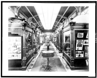 Photography exhibit, Palace of Liberal Arts, Paris Exposition, 1889 LCCN92520524