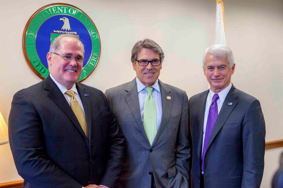 Pierce Norton, Rick Perry, Dave McCurdy