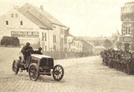 Pierre de Crawez au Circuit des Ardennes 1903, vainqueur sur Panhard