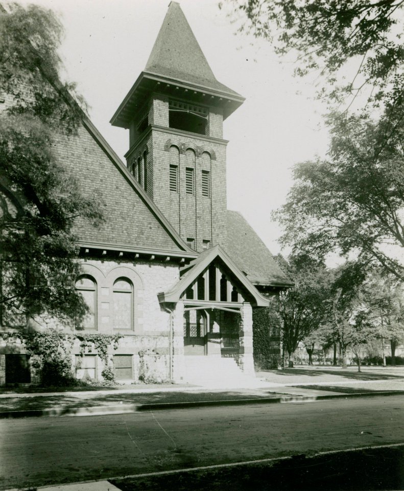 Pilgrim Congregational Church, Oak Park, Illinois, early 20th century (NBY 845)