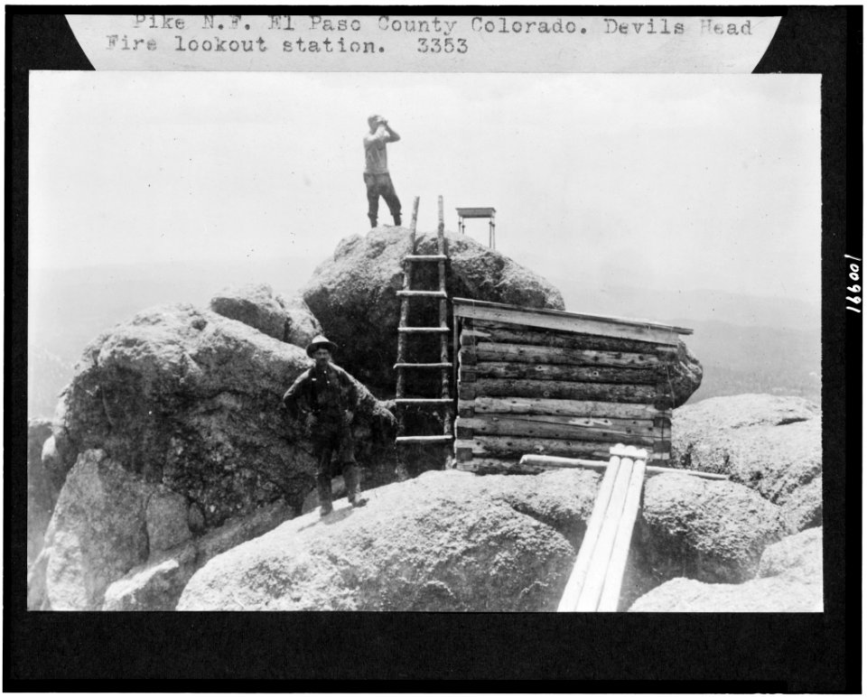 Pike National Forest, El Paso County, Colorado. Devils Head fire lookout station LCCN90715915