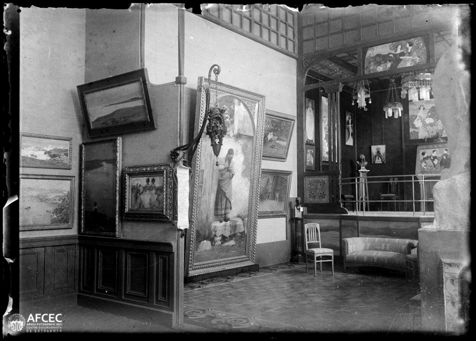 Pintures exposades al museu de reproduccions del Palau de Belles Arts de Barcelona per l'Exposició Universal de Barcelona del 1888 (AFCEC MORELLO A 7523)