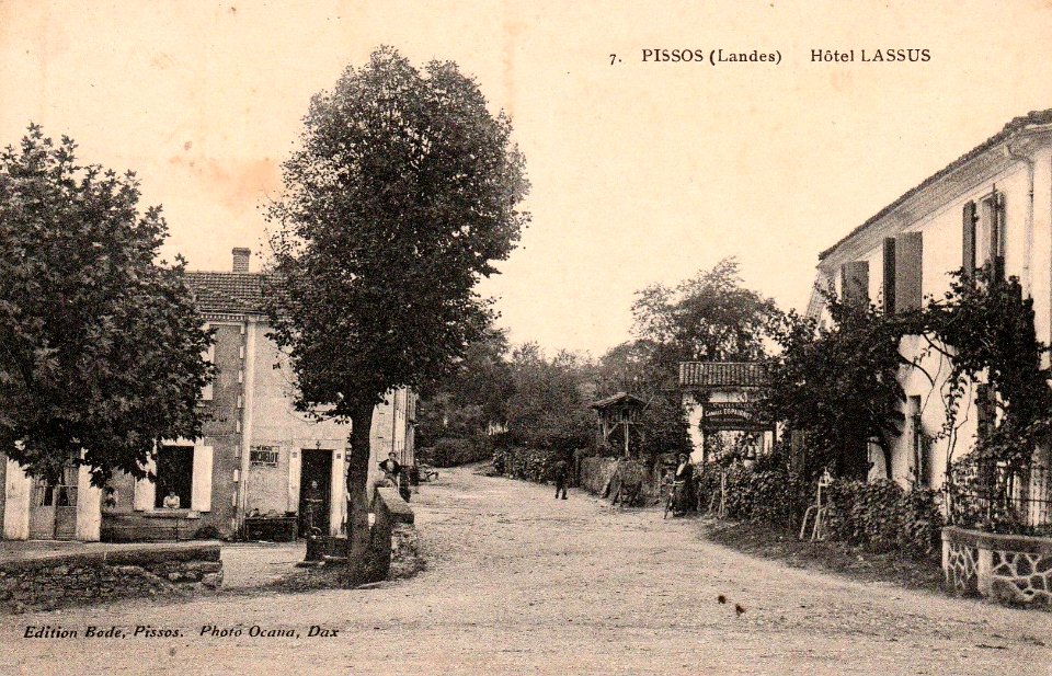 Pissos (Landes) - Hôtel Lassus 3