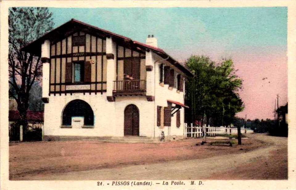 Pissos (Landes) - La Poste 1b