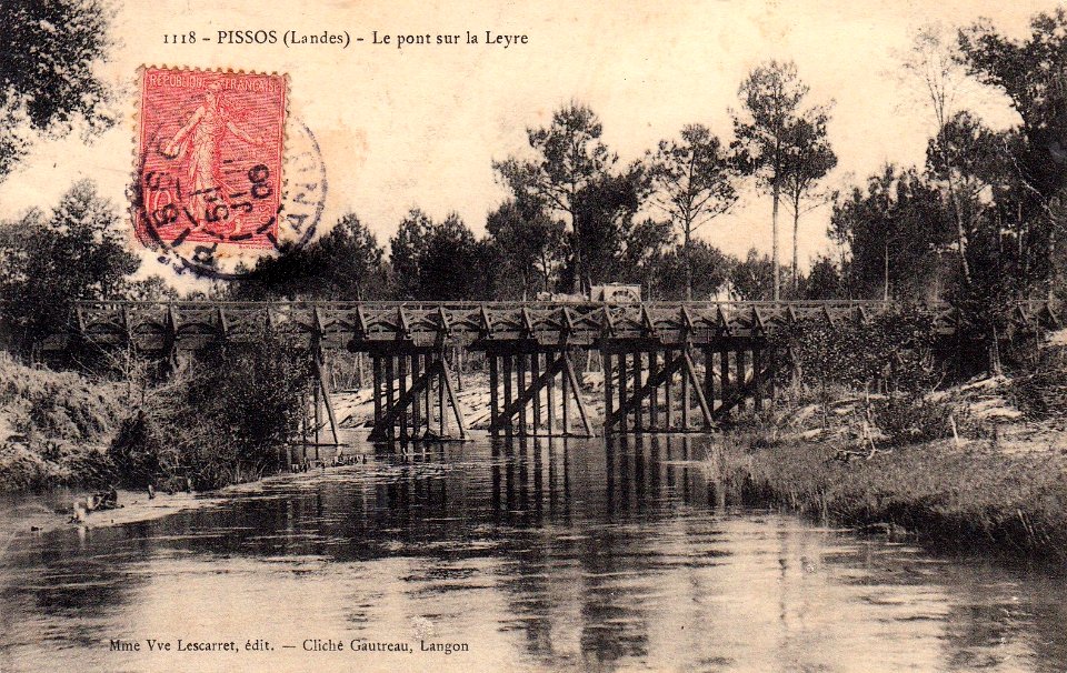 Pissos (Landes) - Pont sur la Leyre 1