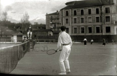 Pistas de tenis en las antiguas pistas de San Sebastián (7 de 12) - Fondo Car-Kutxa Fototeka