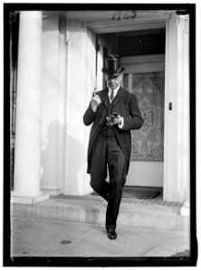 PITNEY, MAHLON H. ASSOCIATE JUSTICE, U.S. SUPREME COURT, 1912-1922 LCCN2016865190