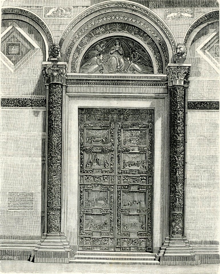 Pisa Duomo porta principale della facciata