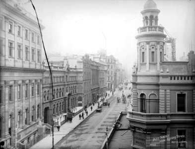 Pitt Street, near Spring Street from The Powerhouse Museum Collection