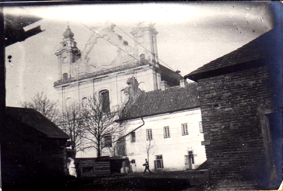 Pinsk, Listoŭskaja, Franciškanski. Пінск, Лістоўская, Францішканскі (02.1918)