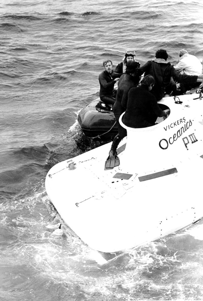 PISCES RESCUE - NAVY PHOTO 1973