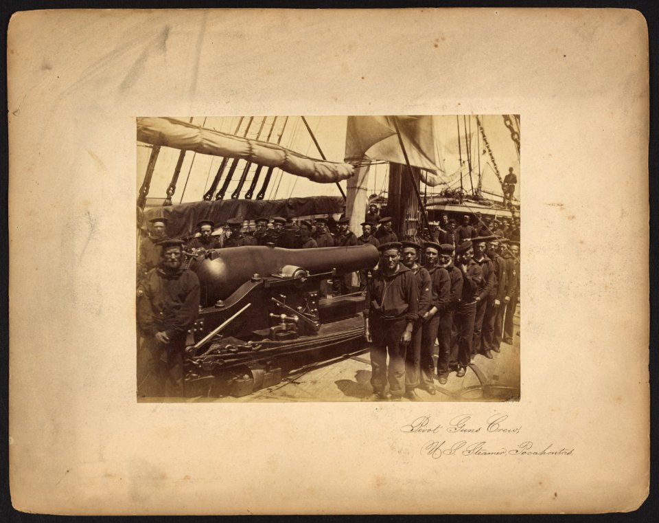 Pivot guns crew, U.S. Steamer Pocahontas LCCN2010651646