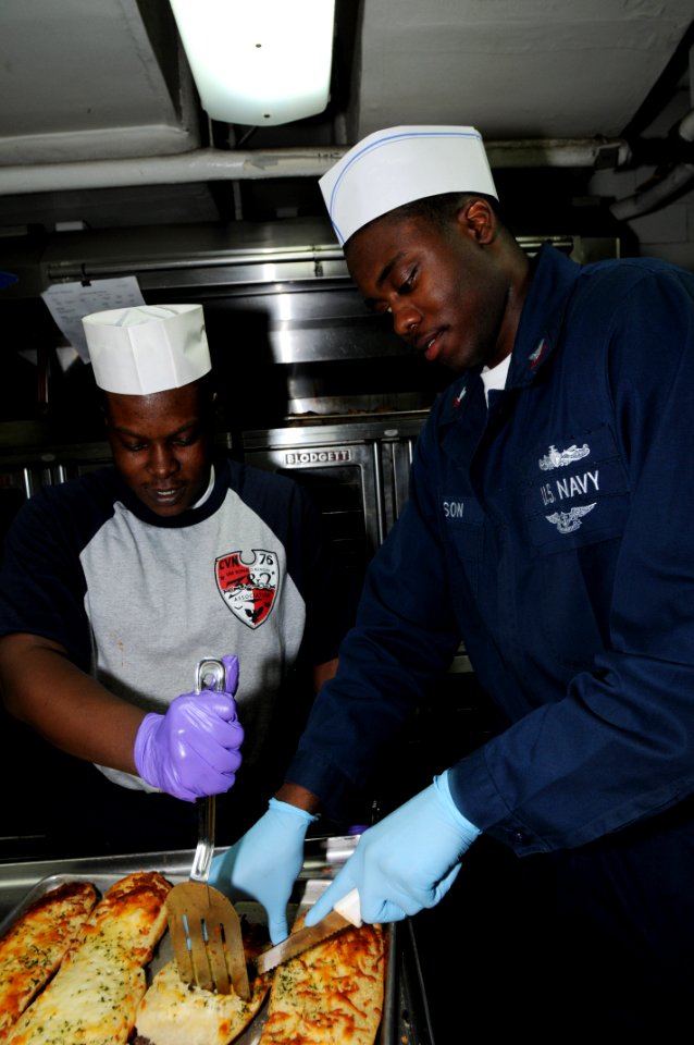 Pizza night aboard the USS Ronald Reagan DVIDS158586