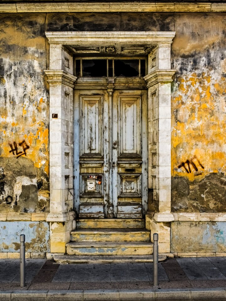 Neoclassic vintage exterior
