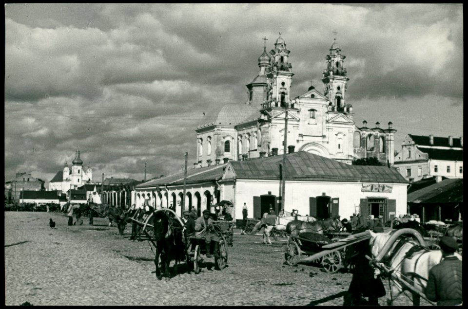 Pinsk, Stary Rynak, Katedra-Jezuicki. Пінск, Стары Рынак, Катэдра-Езуіцкі (H. Poddębski, 1936) (3)